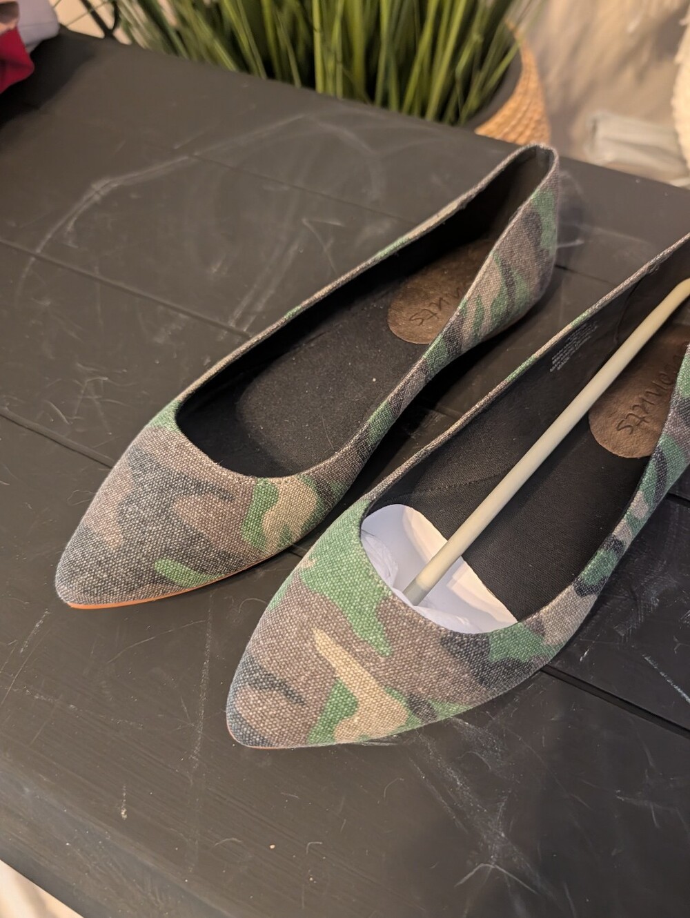 New Coconuts 8.5 Camo Flats